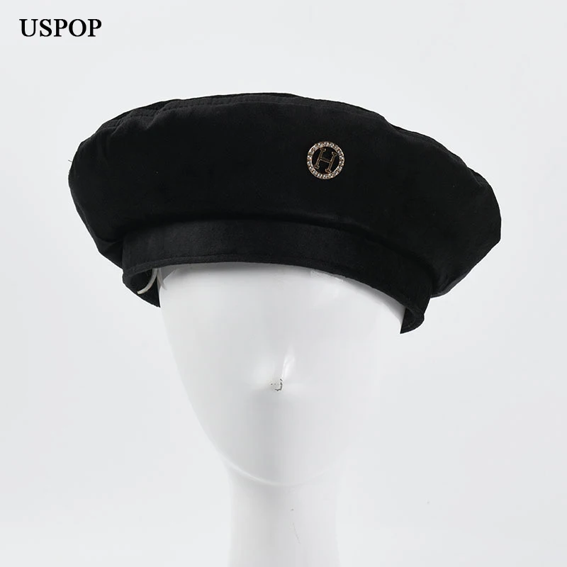

USPOP 2021 New Winter Velvet Berets Women Diamond Letter H Beret