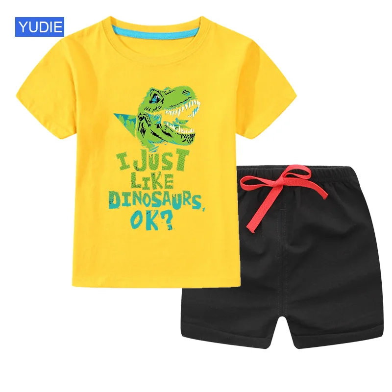 

Детский комплект одежды из 2 предметов, желтая крутая футболка с мультяшным принтом динозавра для мальчиков + шорты, спортивный костюм для м...