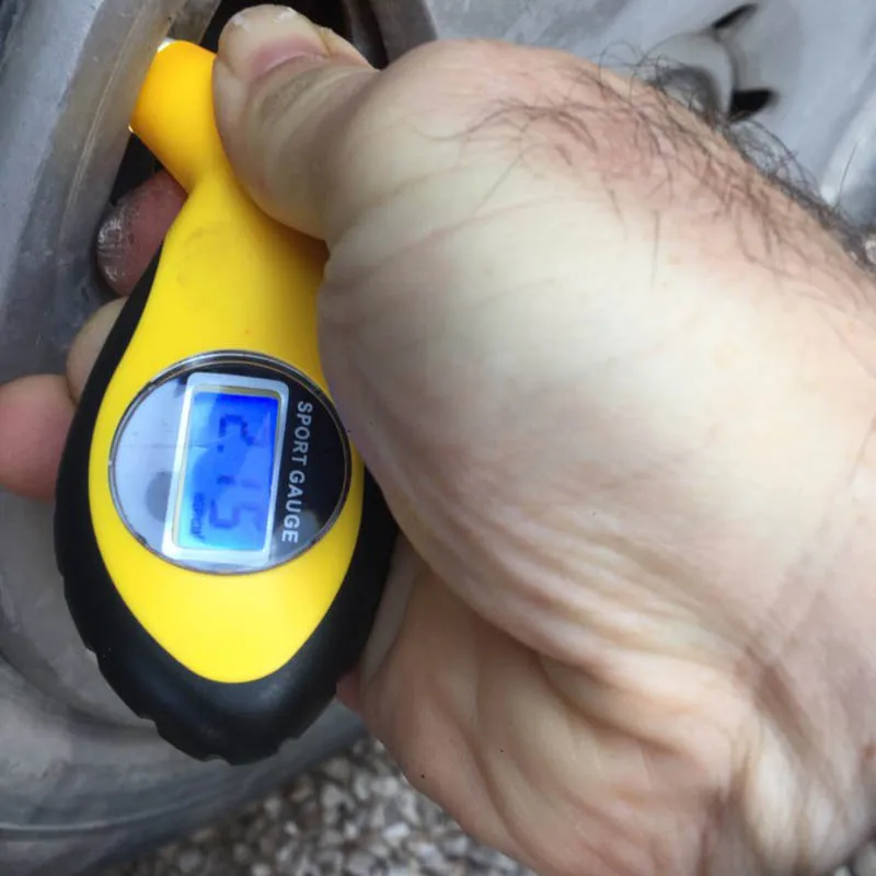 Манометр для шин электронный цифровой измеритель давления в шинах с ЖК