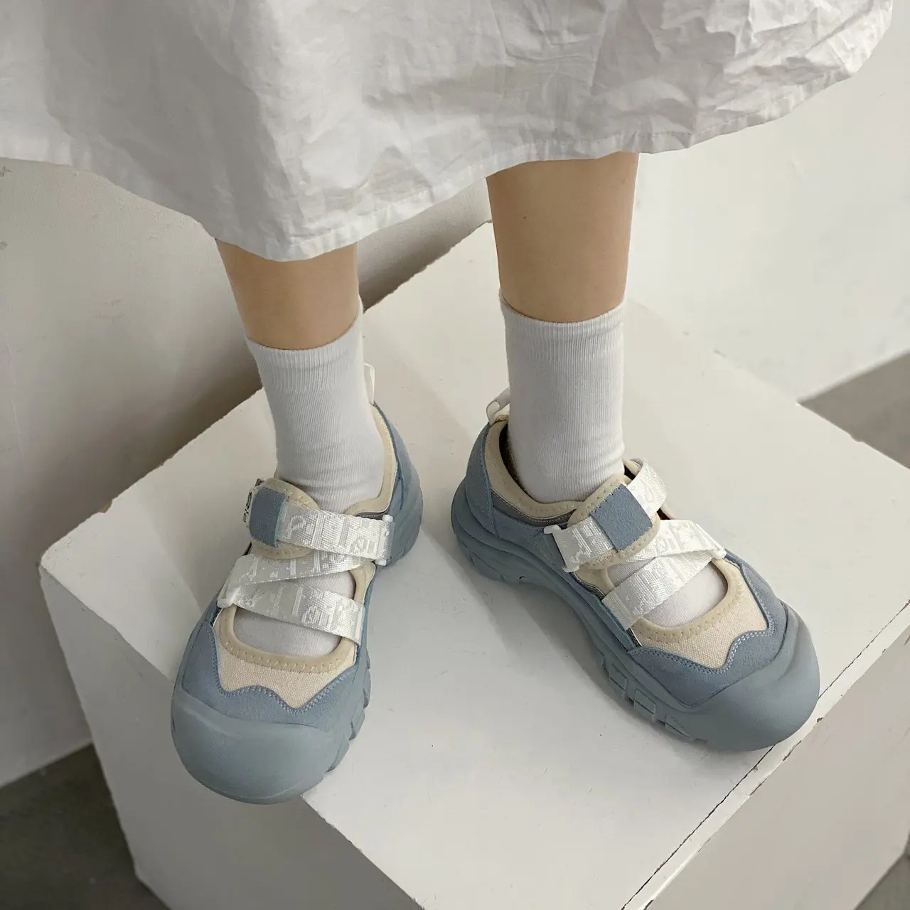 

Fashion Old Shoes Female Velcro Harajuku Big Toe Shoes Ins Trend Women's Shoes Casual Sports Shoes Women Zapatos De Mujer