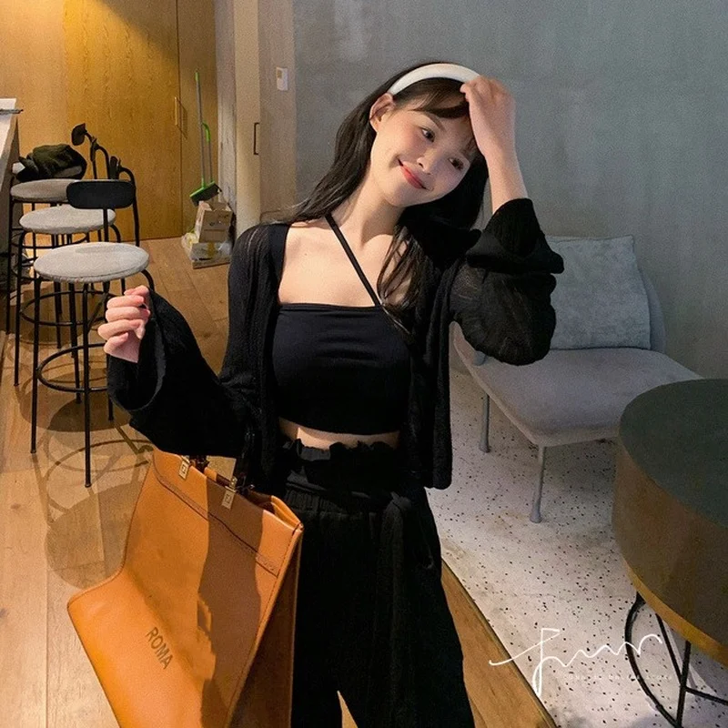 

Knitted Jacket Girl Fashion Summer Short Cropped Cardigan Women Y2k Tops Short Sleeve V-neck Casual Loose Coat Cardigan 2021 New