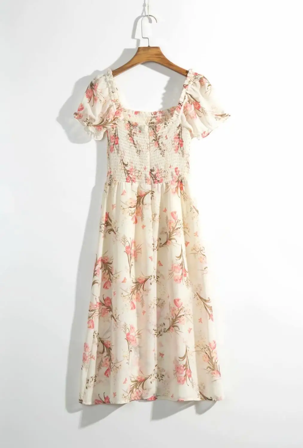 Винтажное летнее платье с разрезом от бедра квадратным вырезом женское тонкое