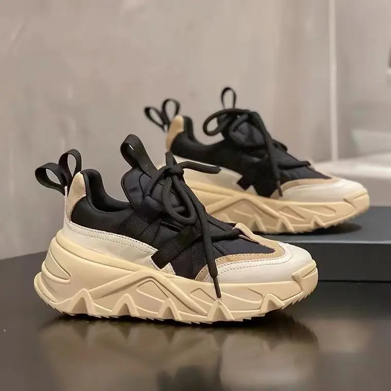 

Women Brand Sneakers Breathable Mesh Casual Sports Shoes Female Fashion Lace Up High Leisure Woman Vulcanize Shoe Platform Shoes