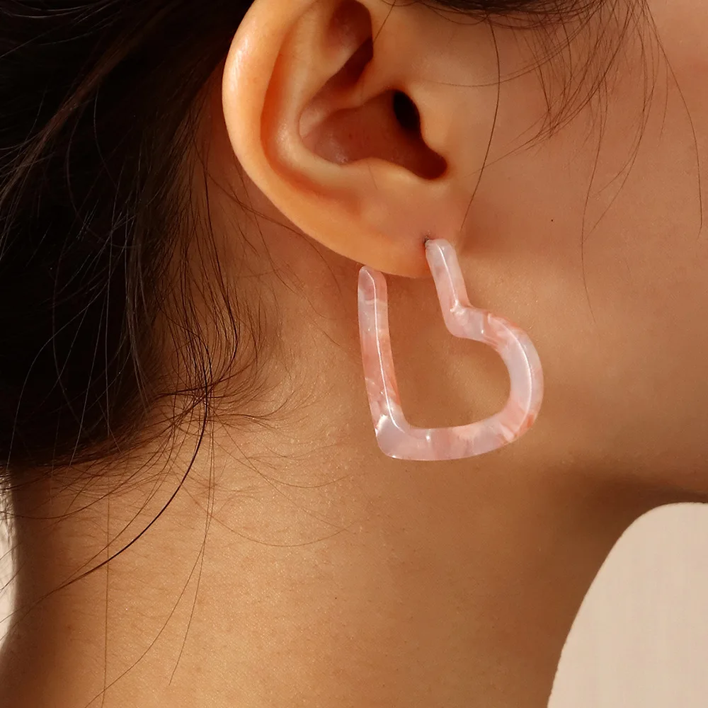 

Fashion Acrylic Acetic Acid Exaggerated Hollow Heart Earrings for Women Korean Ins Style Pink Earrings Girl Party Birthday
