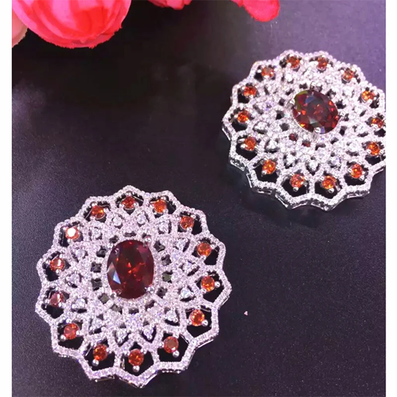 

39MM Women's High Quality Classic Zircon Flower Accessories Sweater Chain, Necklace Accessories Sunflower