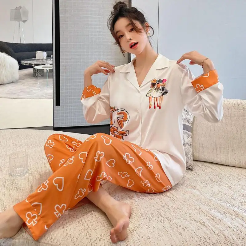 

Женская атласная пижама, повседневная одежда для сна из 2 предметов, рубашка и брюки, одежда для отдыха с принтом, новинка на осень и весну, ин...