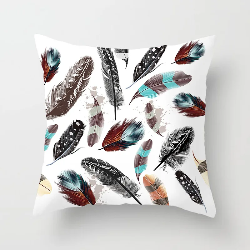 Декоративная наволочка Fuwatacchi с разноцветными перьями 2019 | Дом и сад