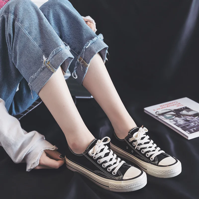 

2021 spring and summer new Korean canvas shoes women's oiling students' small white shoes casual board shoes flat bottom