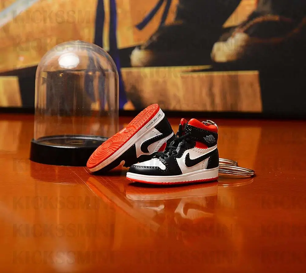 a pair w metal ring Дропшиппинг aj1 Chicago «не для перепродажи Красный» брелок в виде кроссовка Air Jordan 1 3D мини-кроссовки, запатентованный спортивный обувной брелок с кроссовком - Цвет: a pair w metal ring