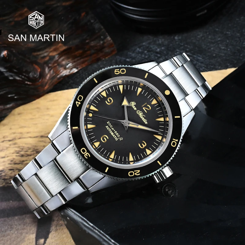 

San Martin Mens Diver Watches Male Luxury Automatic Wristwatch Dress 200M Waterproof Watch Luminous Sapphire Ceramic Bezel NH35