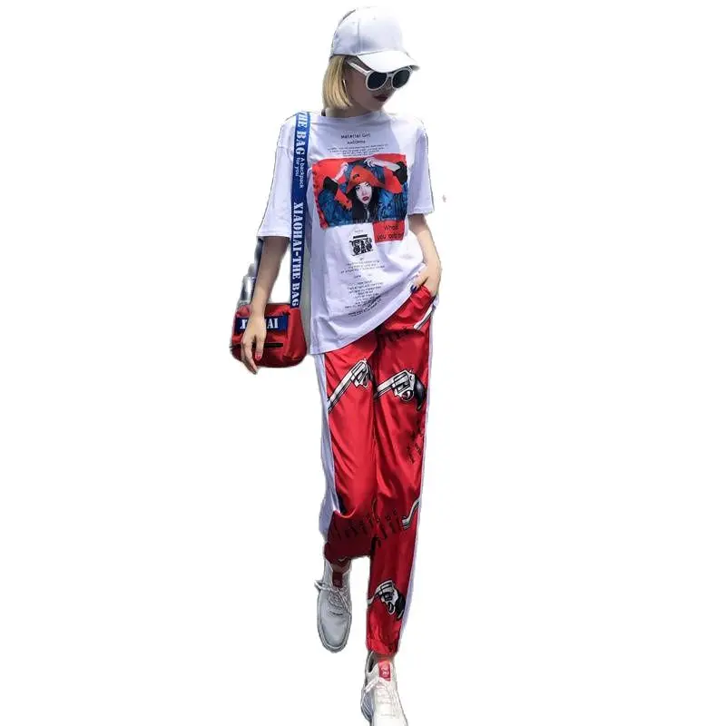 Женская одежда в иностранном стиле Модный комплект из двух предметов с фанатами