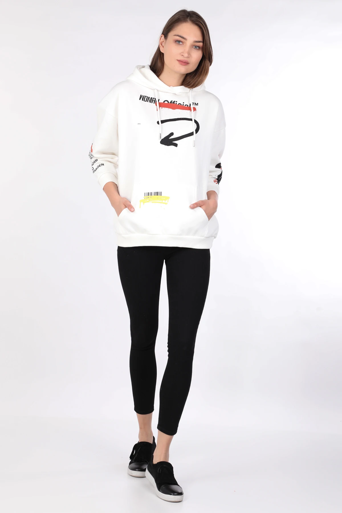 

Kadn Baskl ardonlu Oversize Kaponlu Sweatshirt Beyaz