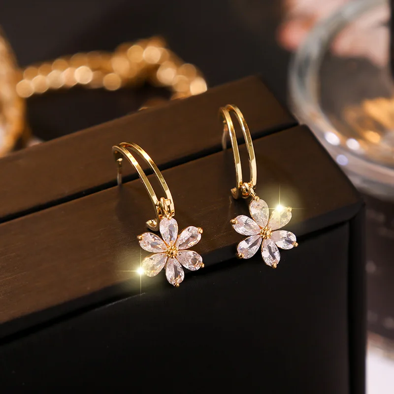 

Gold Zirconia Flower Earrings For Women Elegant Sweet High Grade Jewelry Cute Gifts