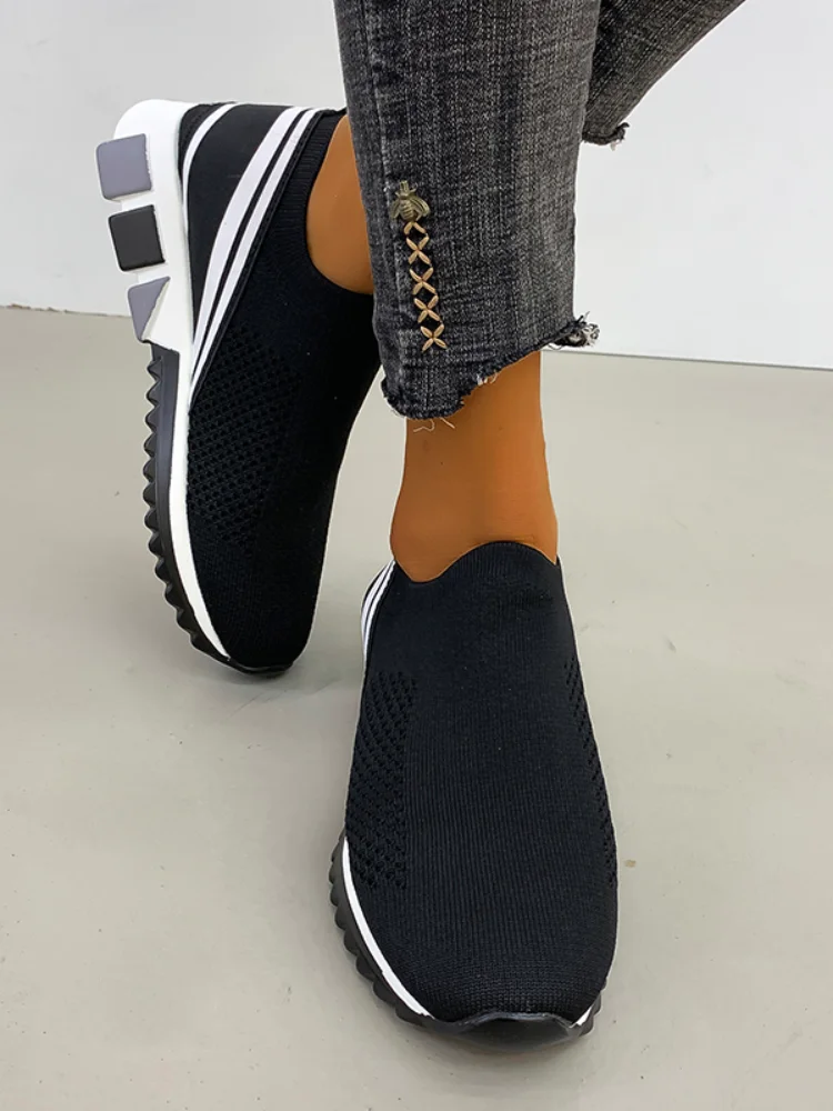 

2021 Cozy Men Casual Shoes Couple Sneakers Men Trend Lace-Up Brand Luxury Sports Breathable Mesh Women Shoes Men Botas 35--45