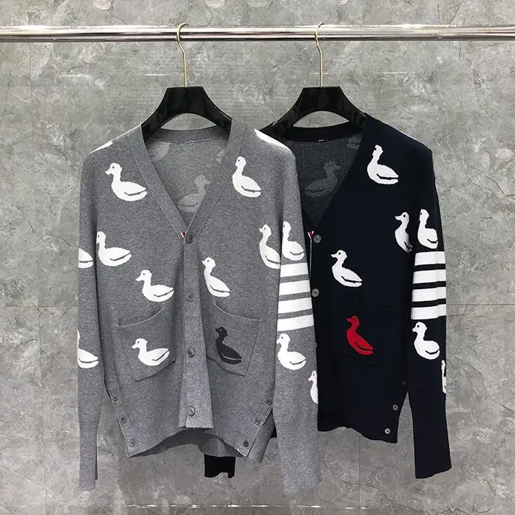 2020 Fashion TB THOM Brand Sweaters Men Women Slim Fit O-Neck Cardigan Clothing Striped Wool Duck Pattern Winter Casual Coat | Мужская