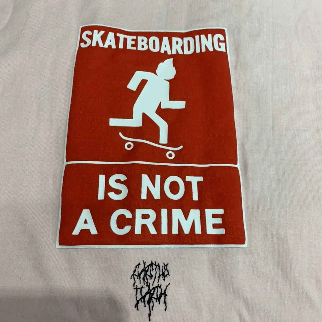 

2020ss Travis Scott Skateboarding Is Not a Crime Tee Men Women Couples Printed Oversized T-Shirt HipHop Cotton T Shirt Men