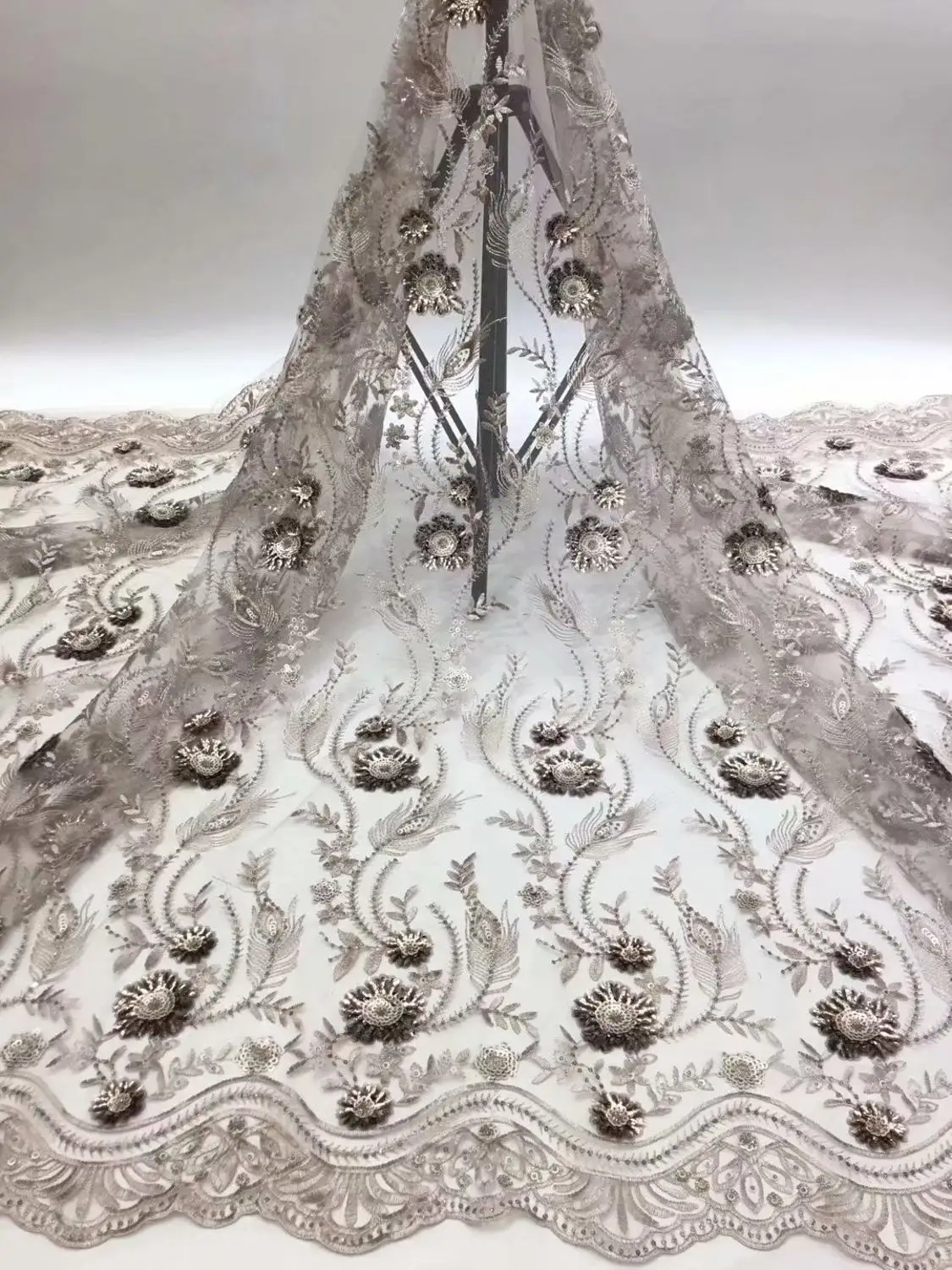 

2019 Embroidery Sequins African High Quality Net Swiss French Voile Guipure tulle mesh Lace Fabric For dress 5 yards/lot RL1106
