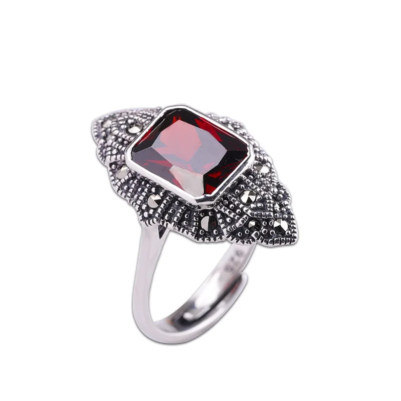 Женское кольцо из серебра 100% пробы с гранатом | Украшения и аксессуары
