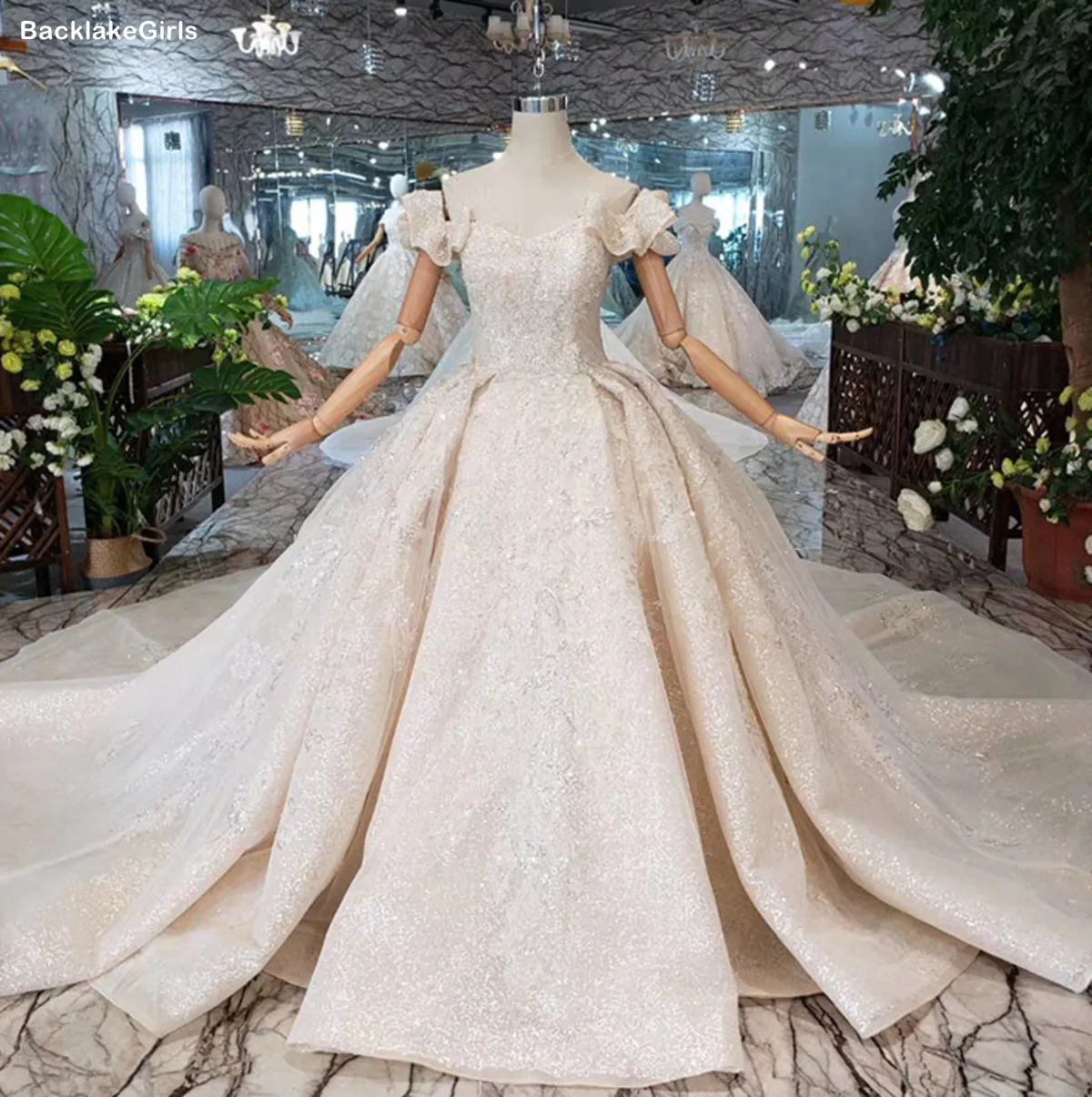 Специальное свадебное платье с открытыми плечами со шнуровкой сзади Свадебное