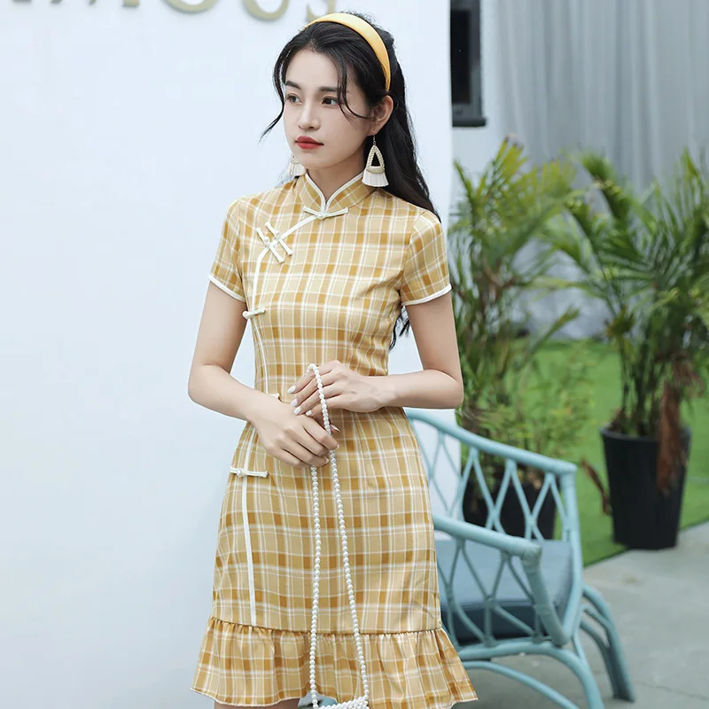 

Chinese Qipao Classic Women Satin lattice Cheongsam Oriental Bride Wedding Dresses 2020 New Evening Party Gown B392