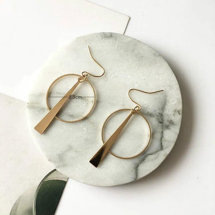 Европейская и американская мода темперамент простой изысканный панк ретро