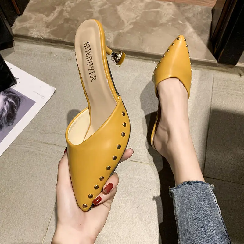 

Women's Summer Outdoor Slippers 2021 New Online Influencer Fashion Rivet Pointed Toe Stiletto Heel Sandals Women's Half Slippers
