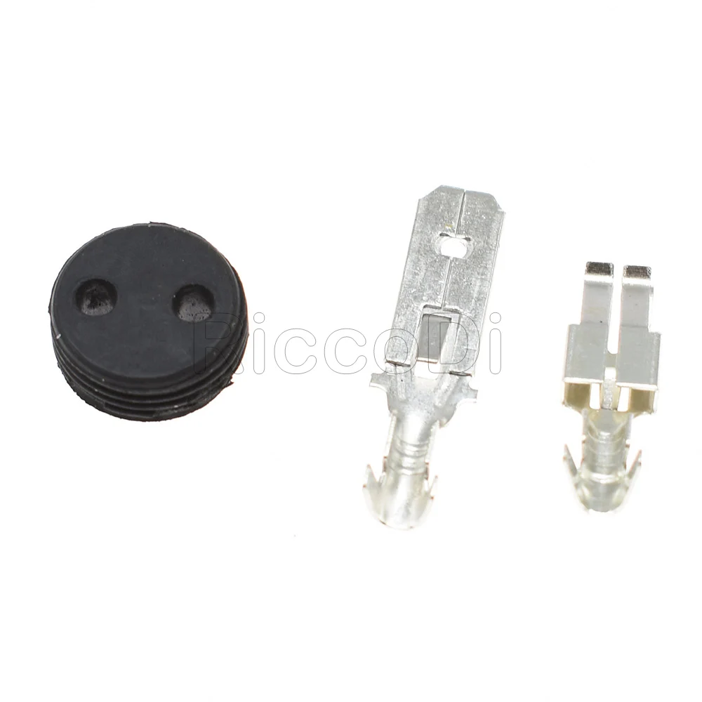 Коннектор для противотуманных фар водостойкий 2 контакта Toyota Mazda Rx7 813972926