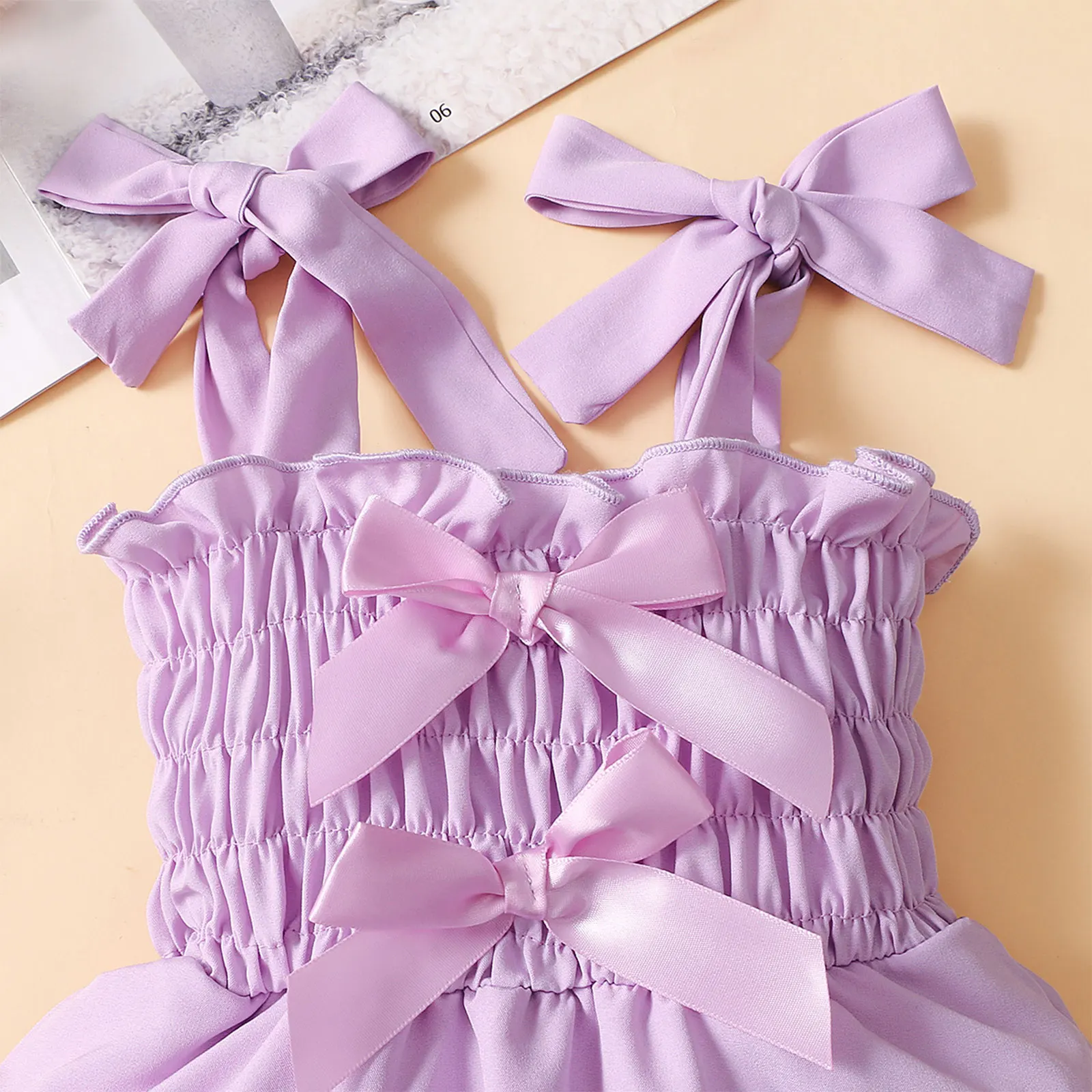 Комплект одежды из двух предметов для маленьких девочек однотонный комбинезон