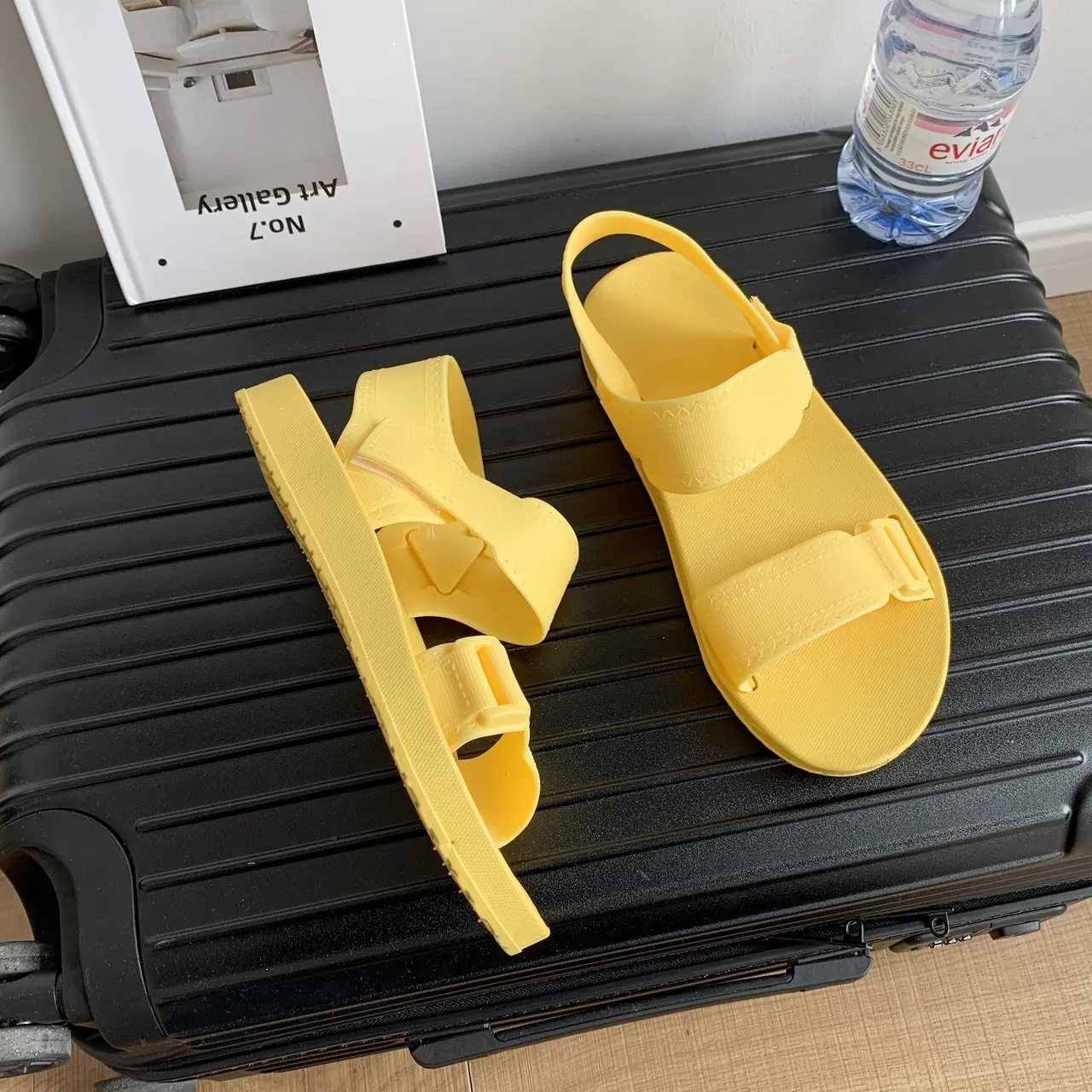 

Summer Women's Sandals Peep Toe Shoes Roman Fashion Black Flats Velcro Solid Color Platform Women Sandals Shoes Size 36-40 BC168