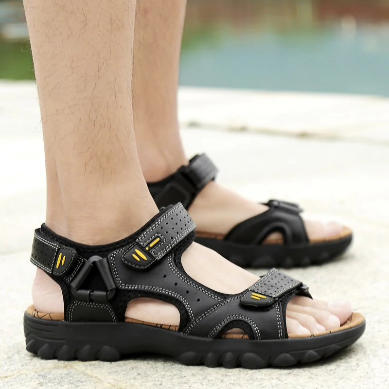 

Slipper Men Beach Shoes Breathable Air Mesh Men 2020 New Casual Sandalias Playa Hombre Sandalet Erkek Sandalen Heren