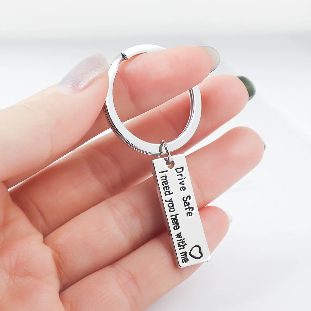 Модный безопасный брелок из нержавеющей стали с лазерной надписью для отца и