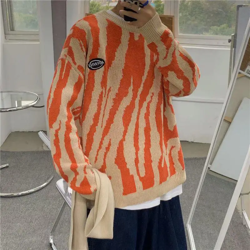 

Men's Soft Cotton Rib Stitch Crewneck Sweater Men Korean Streetwear Pullover Men Winter Long Sleeve Leapord Knitwear Men M-XXL