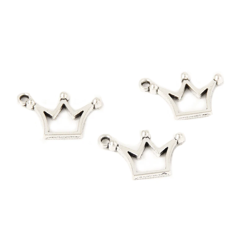 50 шт покрытые серебром Цвет мини полые принцесса венец талисманы принц кулон