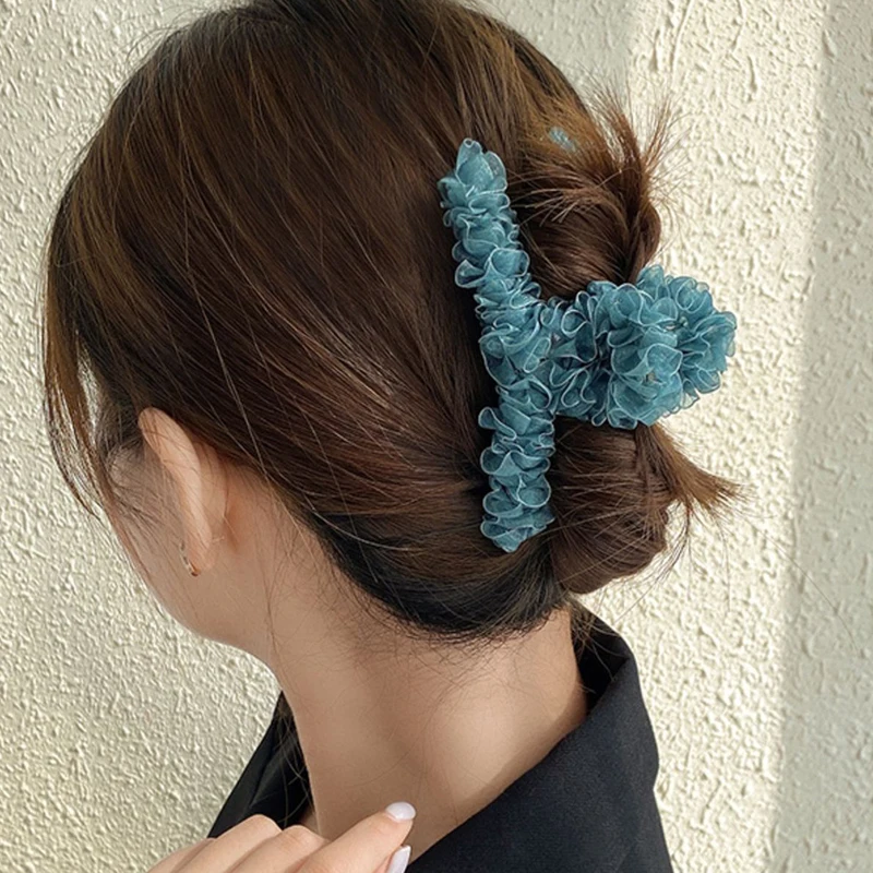 

2021 New Korean Sweet Lace Hair Claws Elegant Acrylic Hairpins Barrette Crab Hair Clips Headwear for Women Girl Hair Accessories