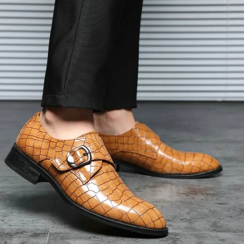

Men's Shoes