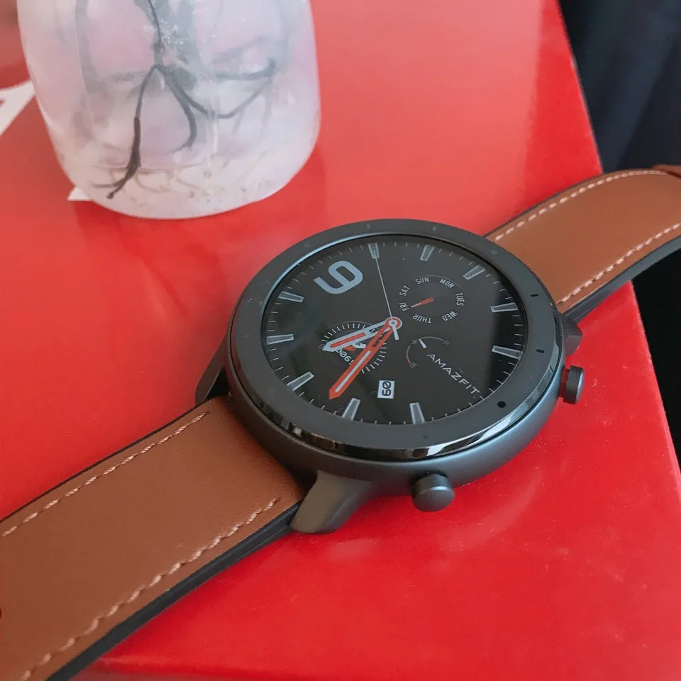 Бесплатные фильмы и TWS гарнитура Amazfit GTR Смарт часы 47 мм Huami gps Smartwatch 24 дня батарея управление музыкой 5ATM для Android IOS