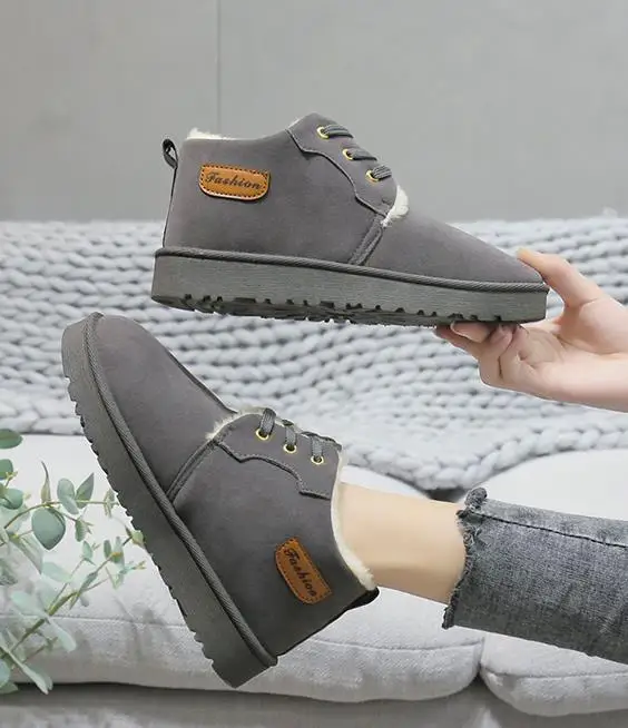 Новинка 2019 Нескользящие зимние сапоги на толстой подошве женские модные милые