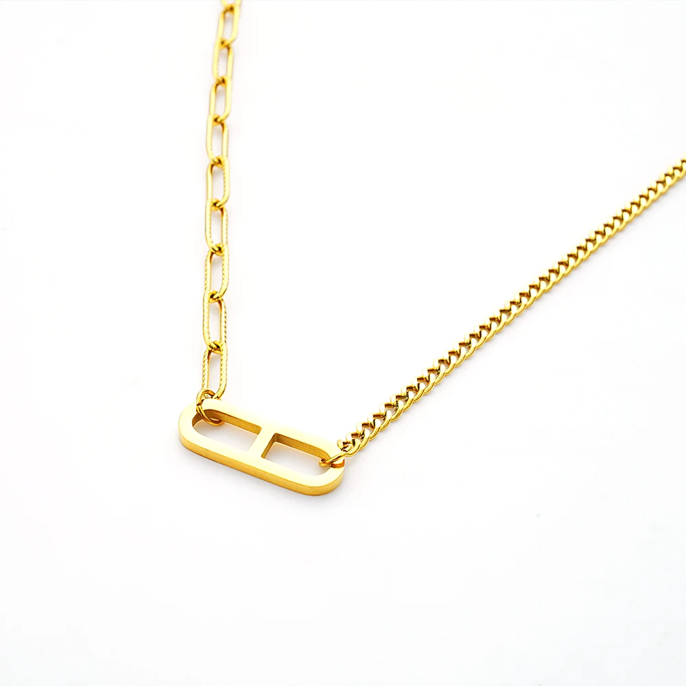 

2021 New Fahsion Women Pig Nose Pendant Embossed Necklace Women's Stainless Steel Splicing Necklace Simple Personalized Jewelry
