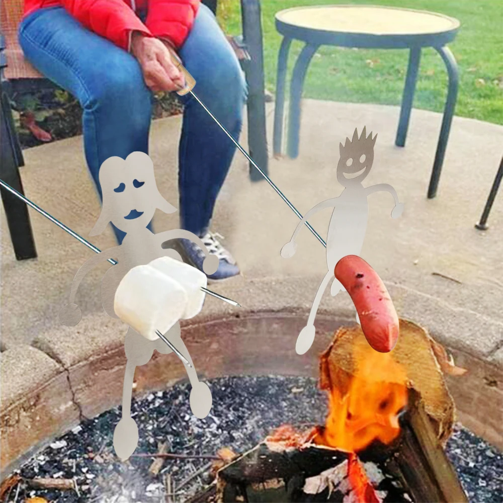 Горячая собака мальчик мужчина и зефир девушка женщина жаровня плита костры