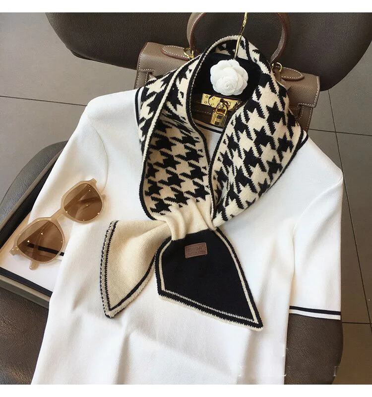 

Christmas Gift New Female British Knitted Bib Air Conditioning Neck Guard Shawl Scarf Thickened Warm Couple Scarf Decorative Tie