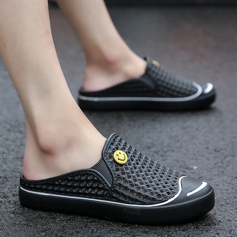 

Summer Men Women Slippers Smiley Outdoor Quick Dry Massage Clogs Couple Garden Shoes Beach Sandals Casual Home Slides Flip Flops
