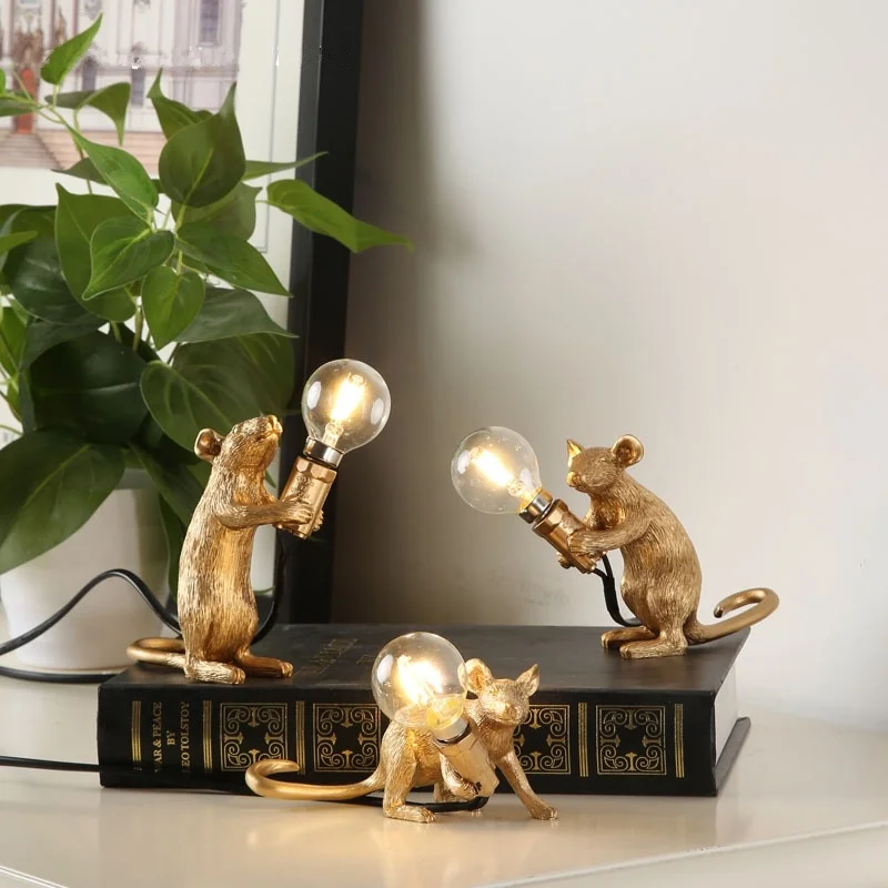 

Italy Design Mouse Resin Table Lamps Room Decorative Table Lamp for Bedroom Bedside Lamp Desk Lamp Home Deco Lighting Fixtures