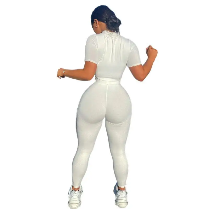 

European and American foreign trade women's casual two-piece suit 2021 summer new yoga slim short-sleeved sports suit