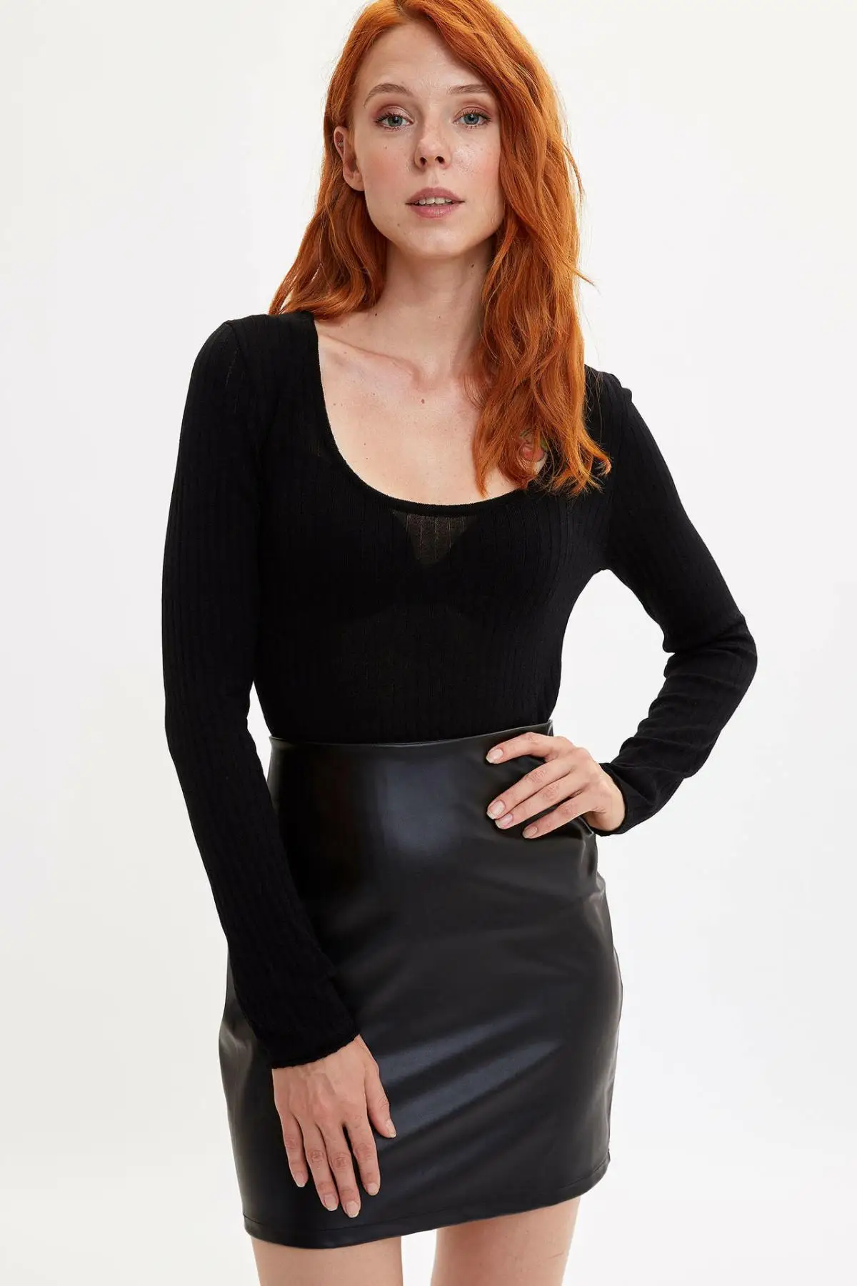 Дефакто черная леди Высокая талия из искусственной кожи джинсовые однотонные