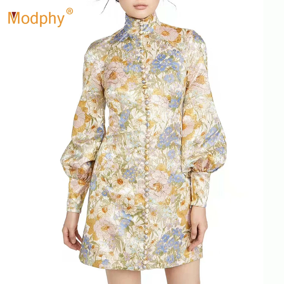 Женское платье с вышивкой воротником хомутом рукавами фонариками и пуговицами