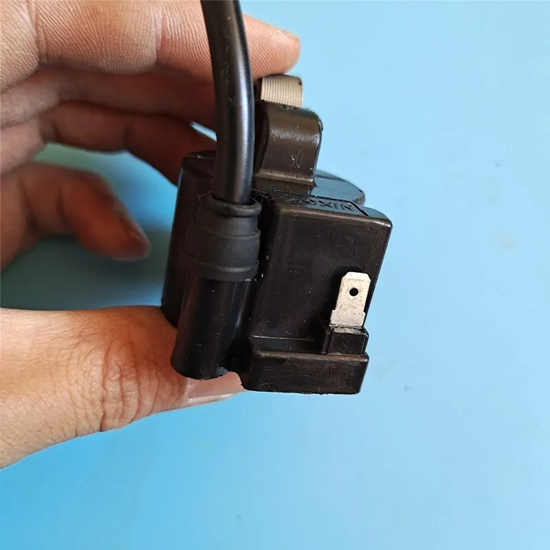 Катушка зажигания 142F для Honda GXH50 GXV50 F220 WX15 30500-ZM7-004 30500-ZM7-014 (art.: 3920b32017f83) - 3920b32017f83