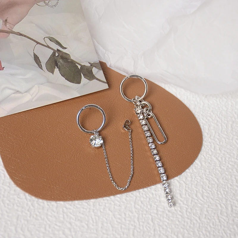 

Vintage Tassel Earrings Women's Creative Simple Statement Jewelry Asymmetric Chain Rhinestone Earrings Chain