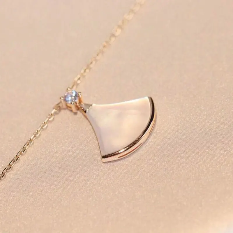 

Original fashion luxury women's necklace, diamond pendant skirt, long chain, high-end brand jewelry
