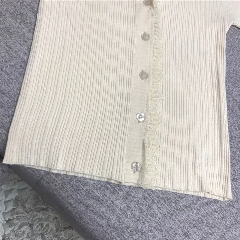 

Luxury Designer Brand Knitted Cardigans for Women Causel V Neck Lace Patchwork Beige Knitted Sweater