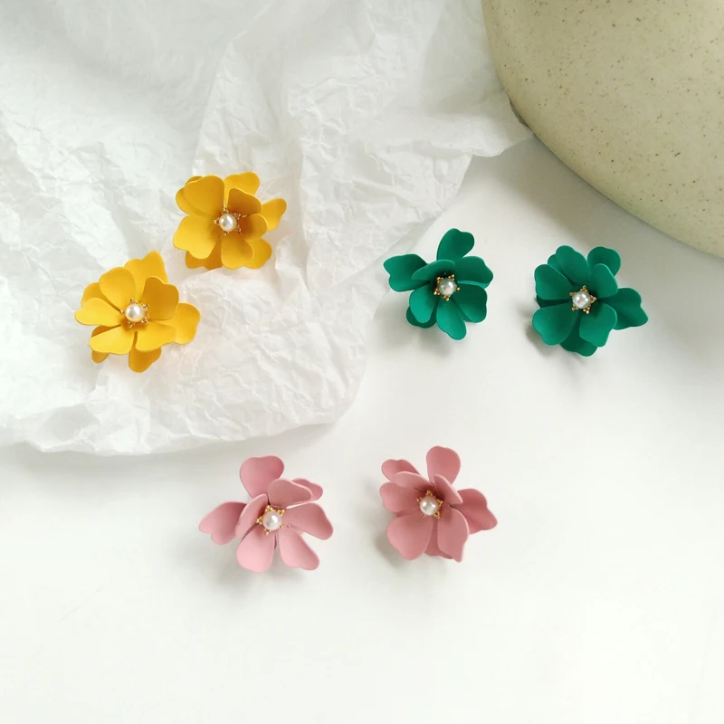 Модные металлические серьги с цветком и жемчугом милые романтичные гвоздики в